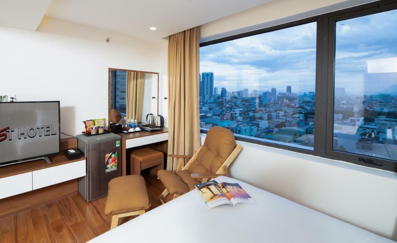 Rest Hotel & Apartment Da Nang Esterno foto